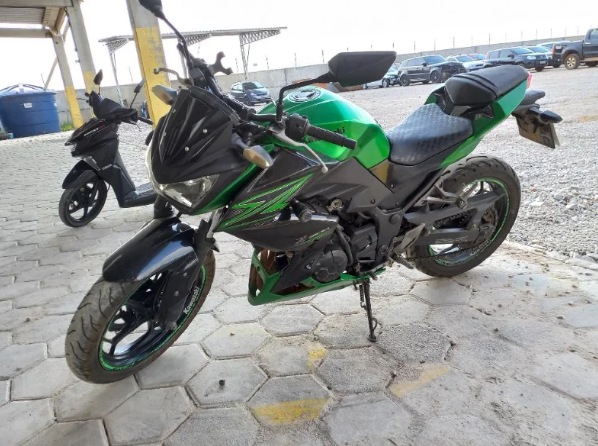 Kawasaki Z300 2015 2016 Gasolina